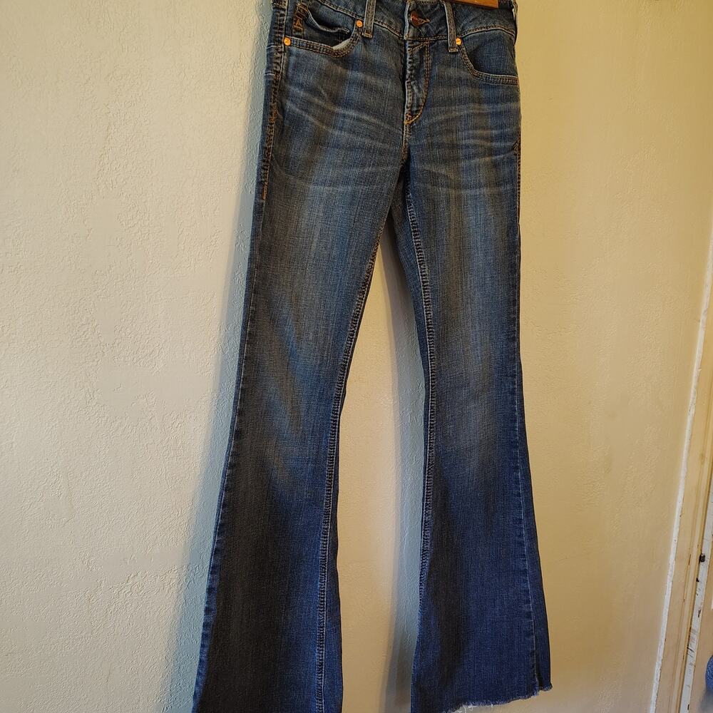 Ariat Perfect Rise Flare Jeans Women’s 28XL Medium Wash Raw Hem Stretch Denim